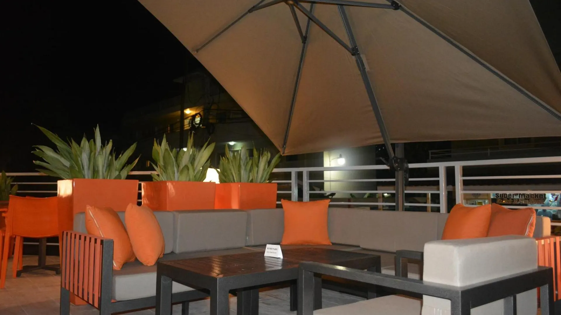 Ducassi Suites Rooftop Pool - Beach Club And Spa Punta Cana