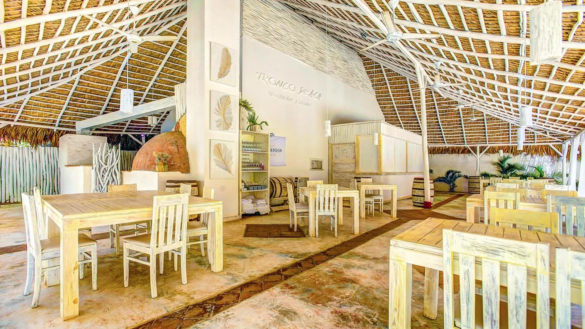 Ducassi Suites Rooftop Pool - Beach Club And Spa Punta Cana Hotel