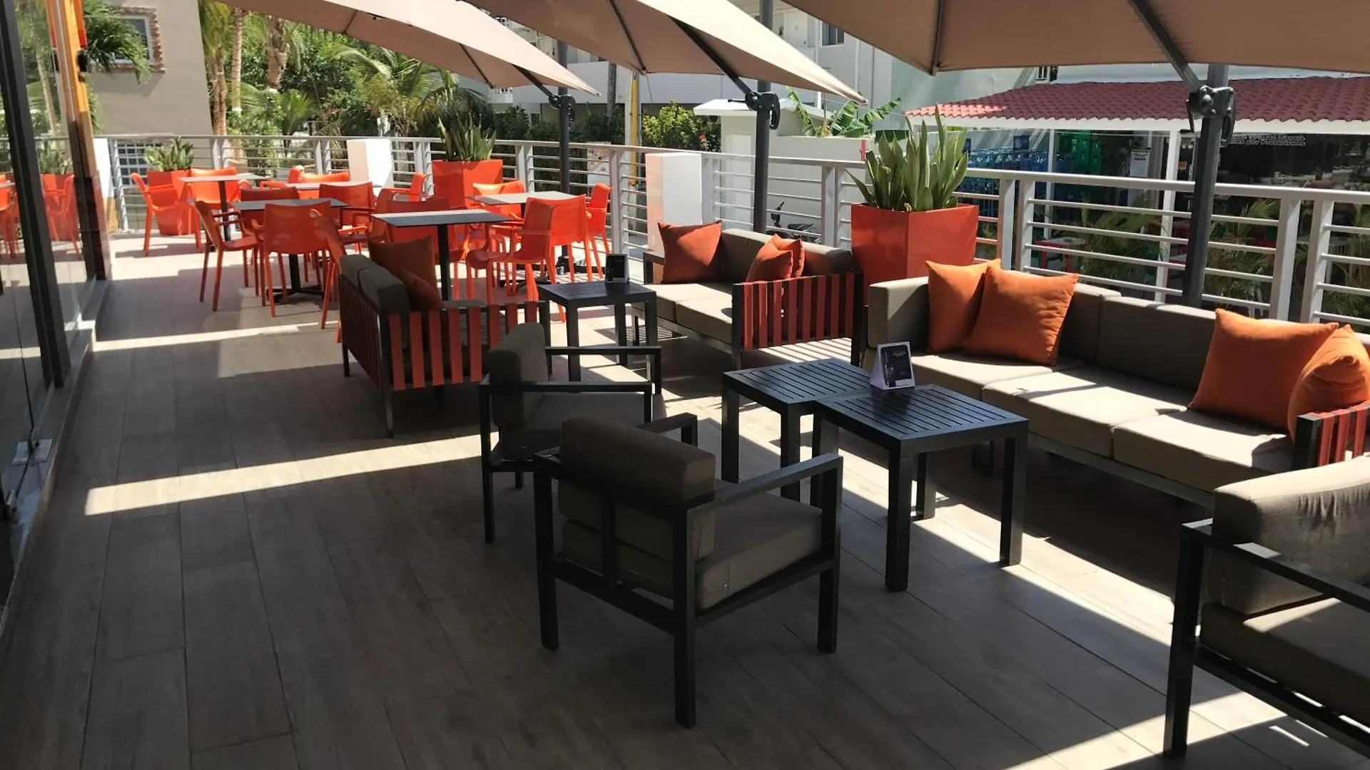 Ducassi Suites Rooftop Pool - Beach Club And Spa Punta Cana